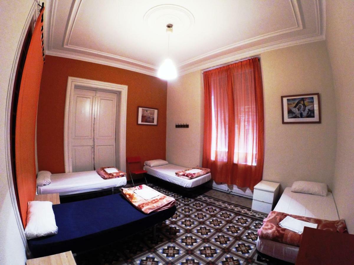 Sleeping Inn Barcelona Ngoại thất bức ảnh